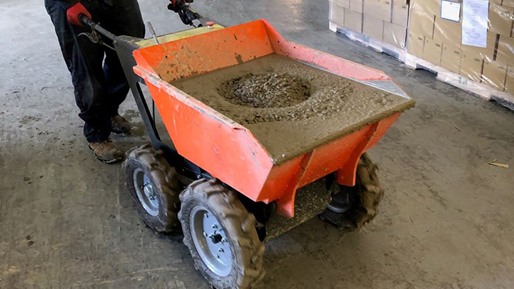 mini dumper working 1